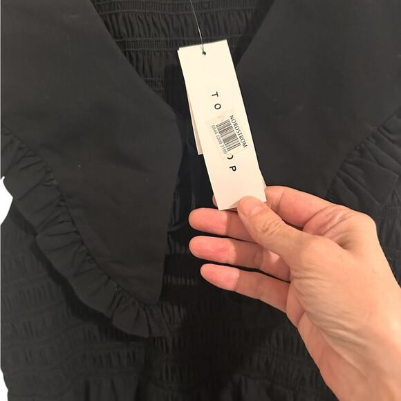 Topshop Oversized Collar Shirred Midi Dress in Black, size 6 - Picture 5 of 7